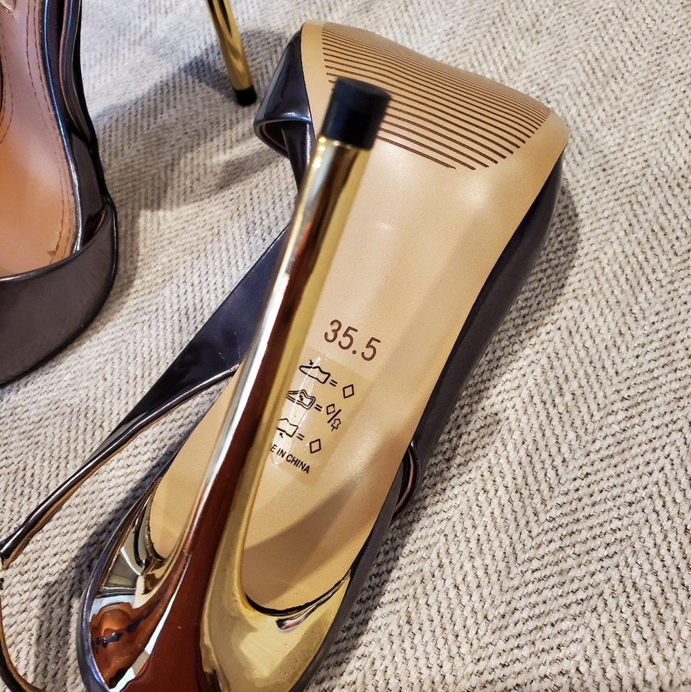 Brand new BCBGMAXAZRIA heels size 35.5 - Picture 2 of 16